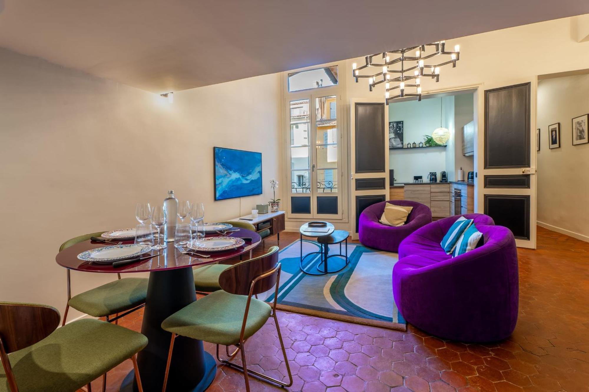 La 26 - 4 Stars - Daily Wellness Access